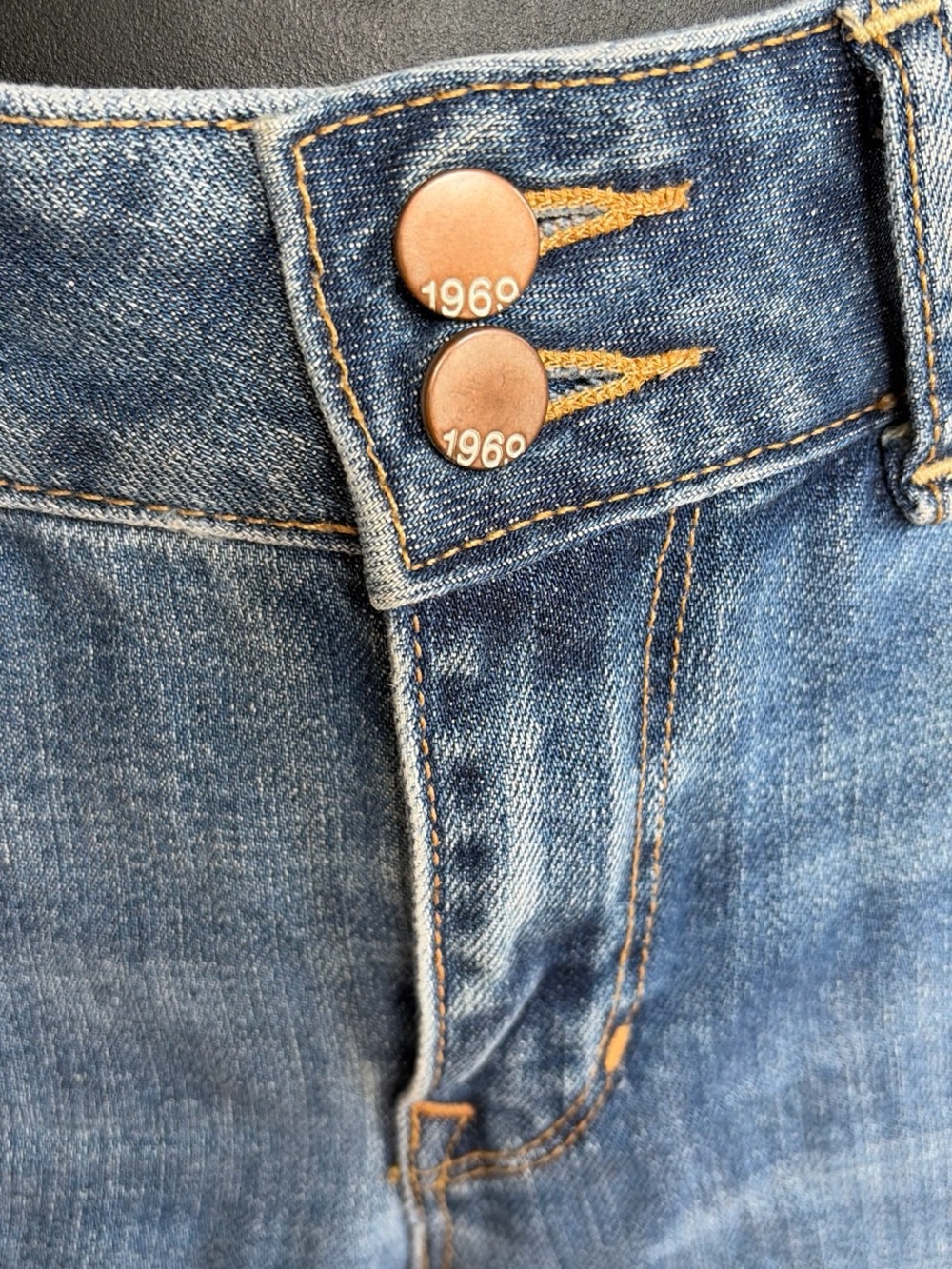 Gap Classic Women's Light Blue Flare Jeans - Picture 3 of 9